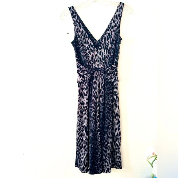 Elie Tahari | Dresses | Elie Tahari Silk Jersey Gray Animal Print Dress | Poshmark Elie Tahari | Dresses | Elie Tahari Silk Jersey Gray Animal Print Dress | Poshmark